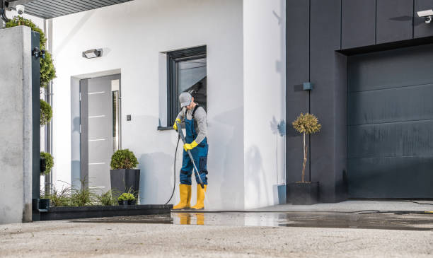 Animal Enclosure Cleaning in Worthington, IN